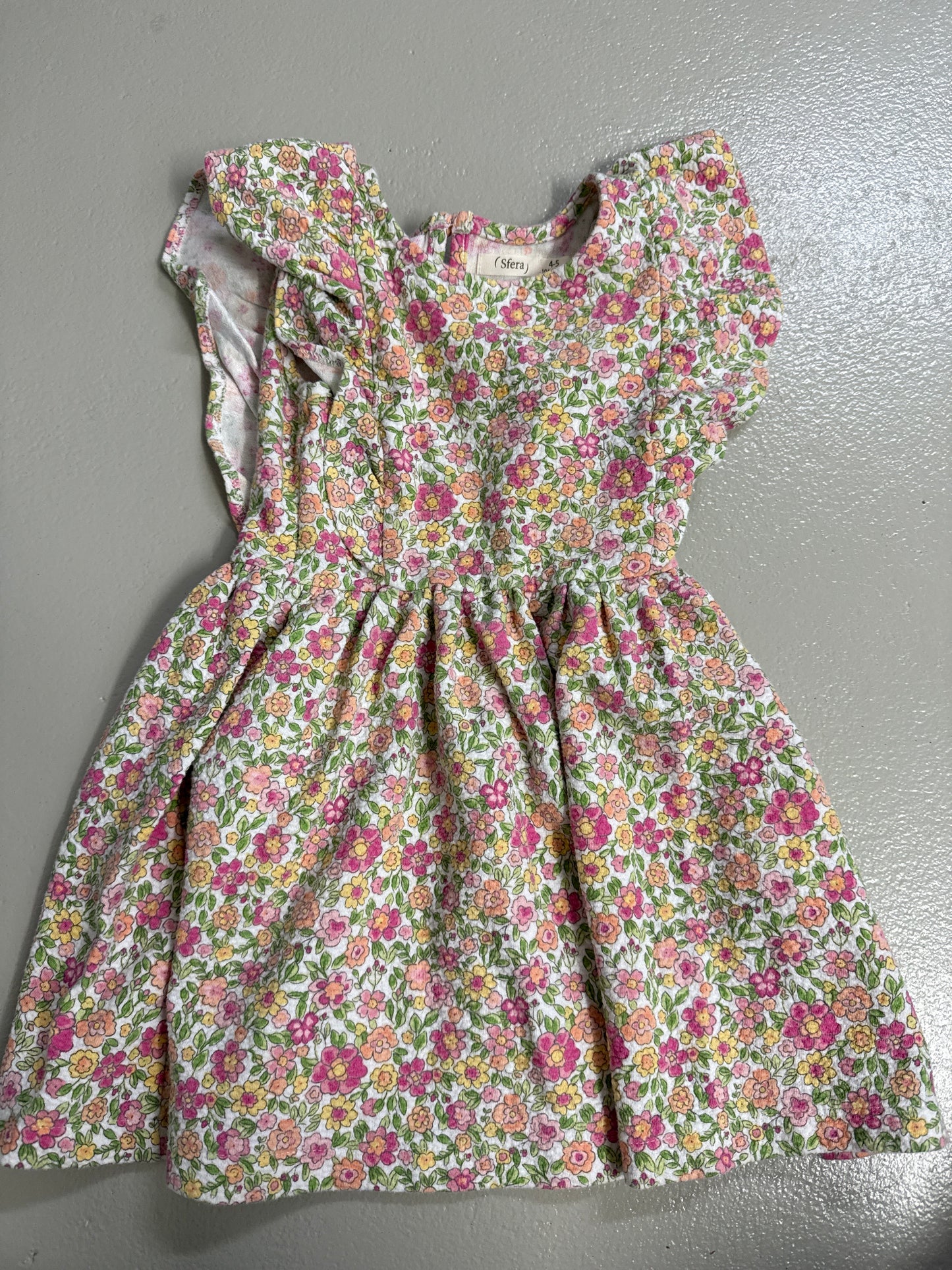 Kleid Blumenmeer - Gr. 104