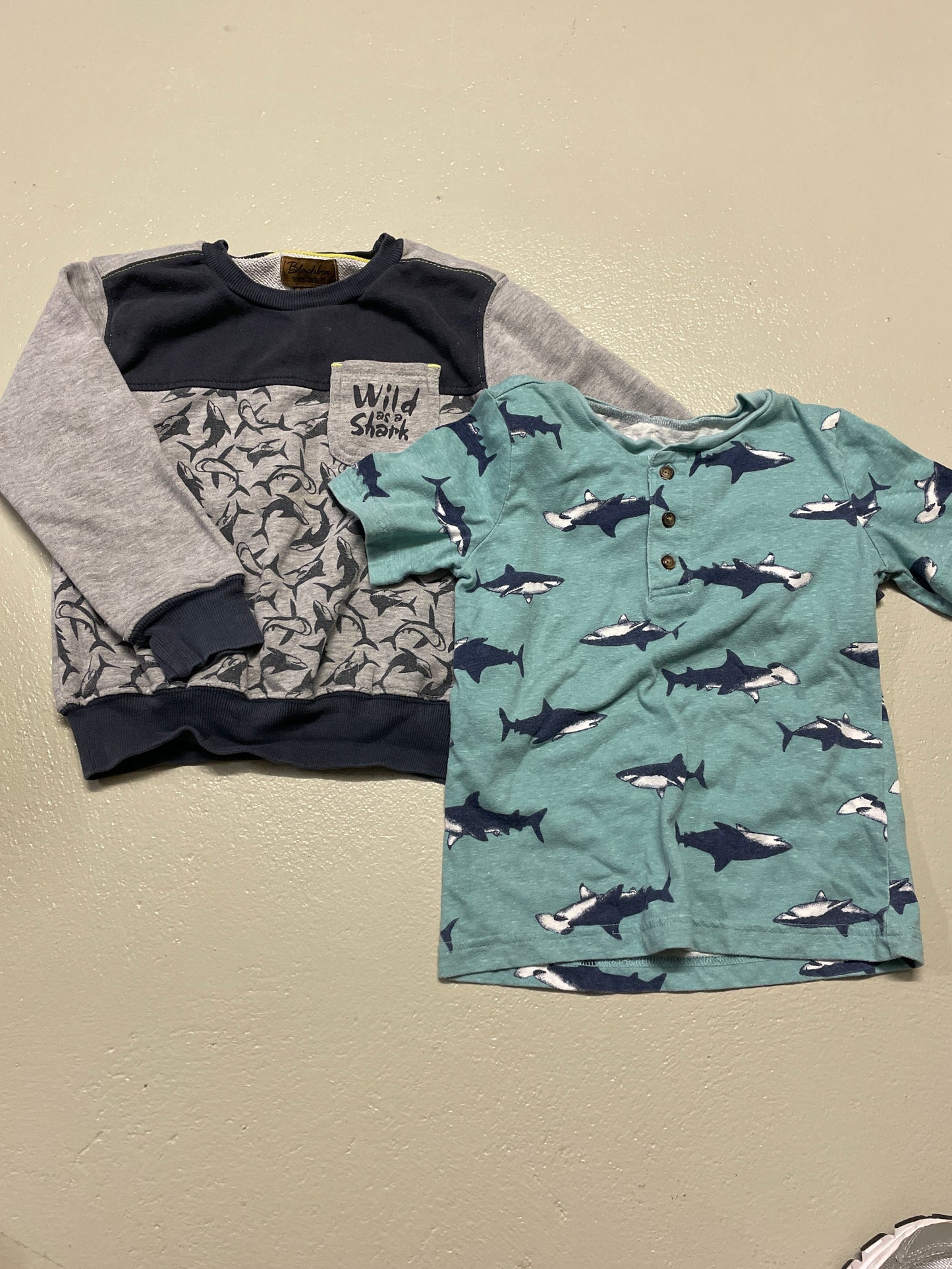 2er Bundle - T-Shirt & Pullover Hai - Gr. 110