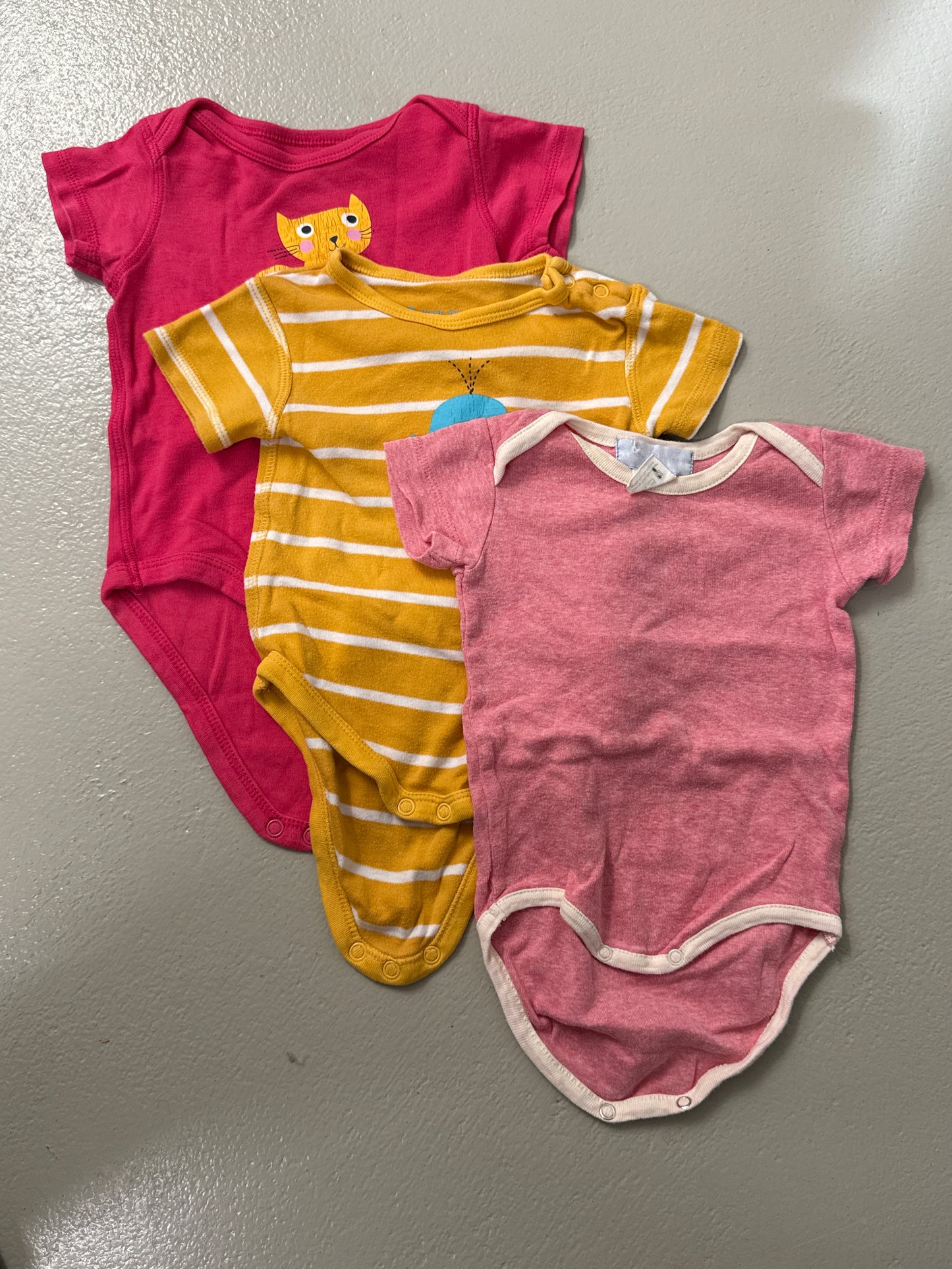 Bundle of 3 - Bodysuit short - size. 56/62