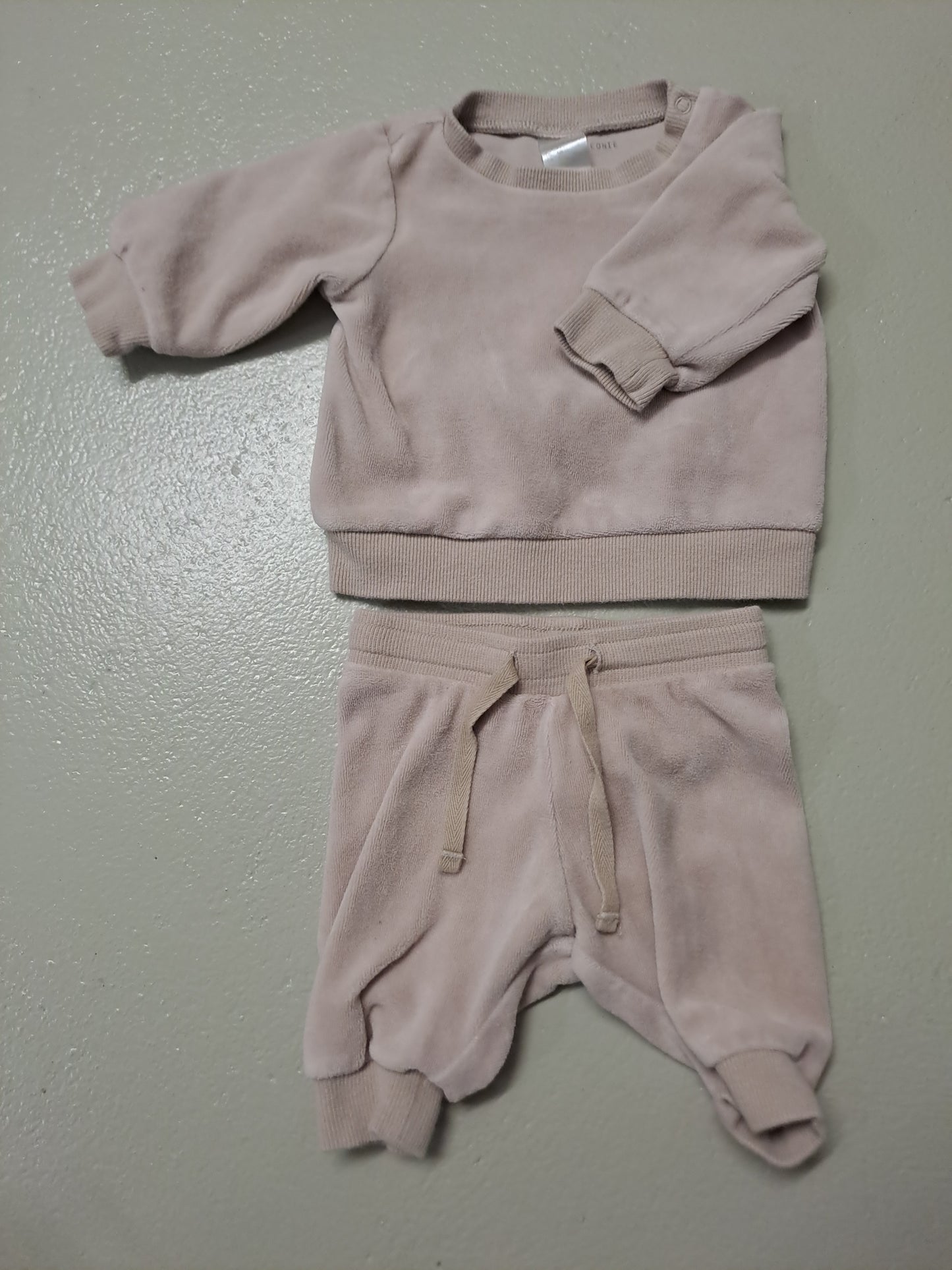 Set of 2 - jogging suit - size. 56