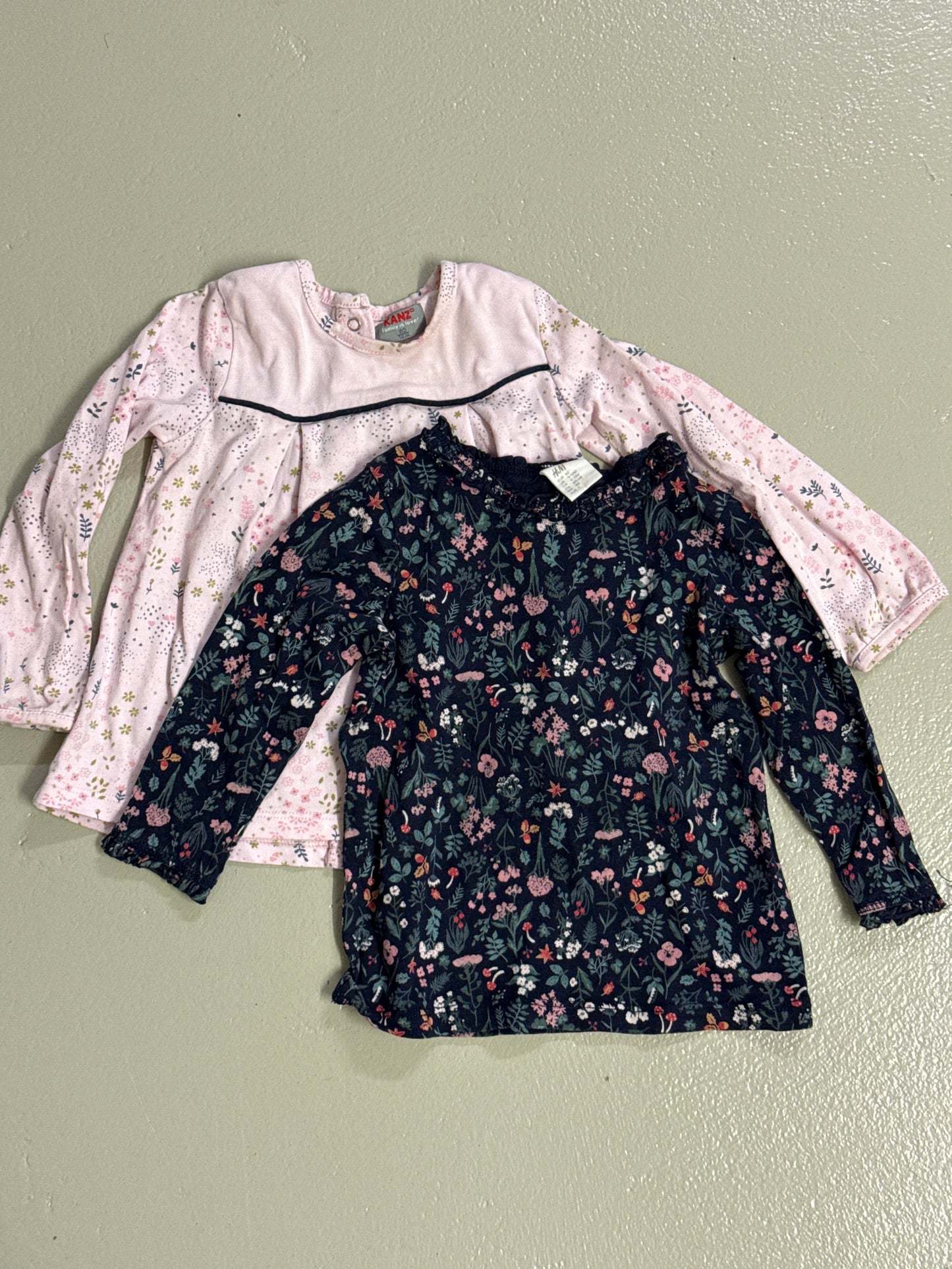 2er Bundle - Shirts Blumen - Gr. 80