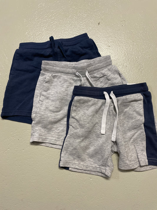 3er Bundle - Jogginghosen kurz - Gr. 104