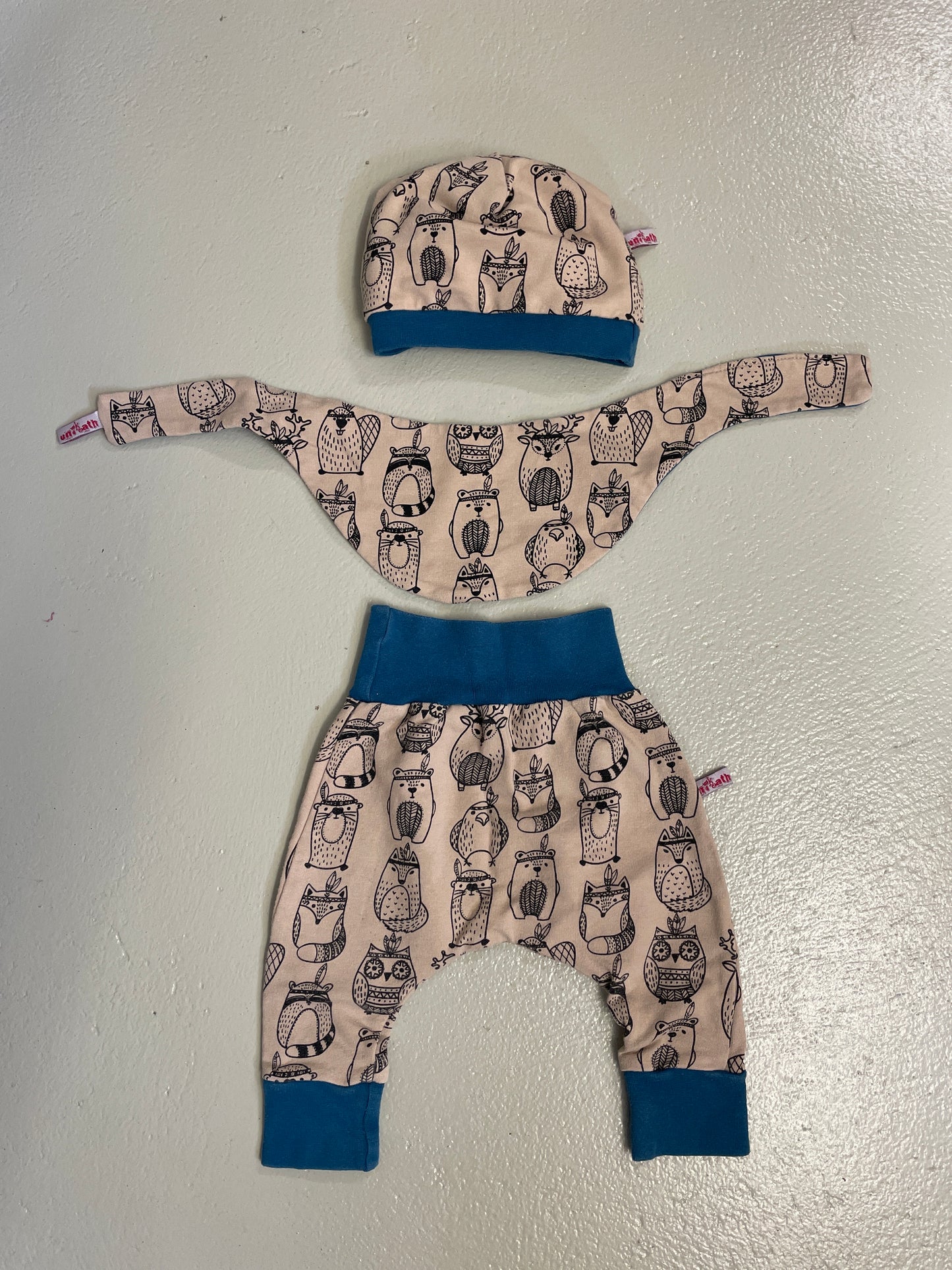 Set of 3 - trousers/hat/scarf - size 56