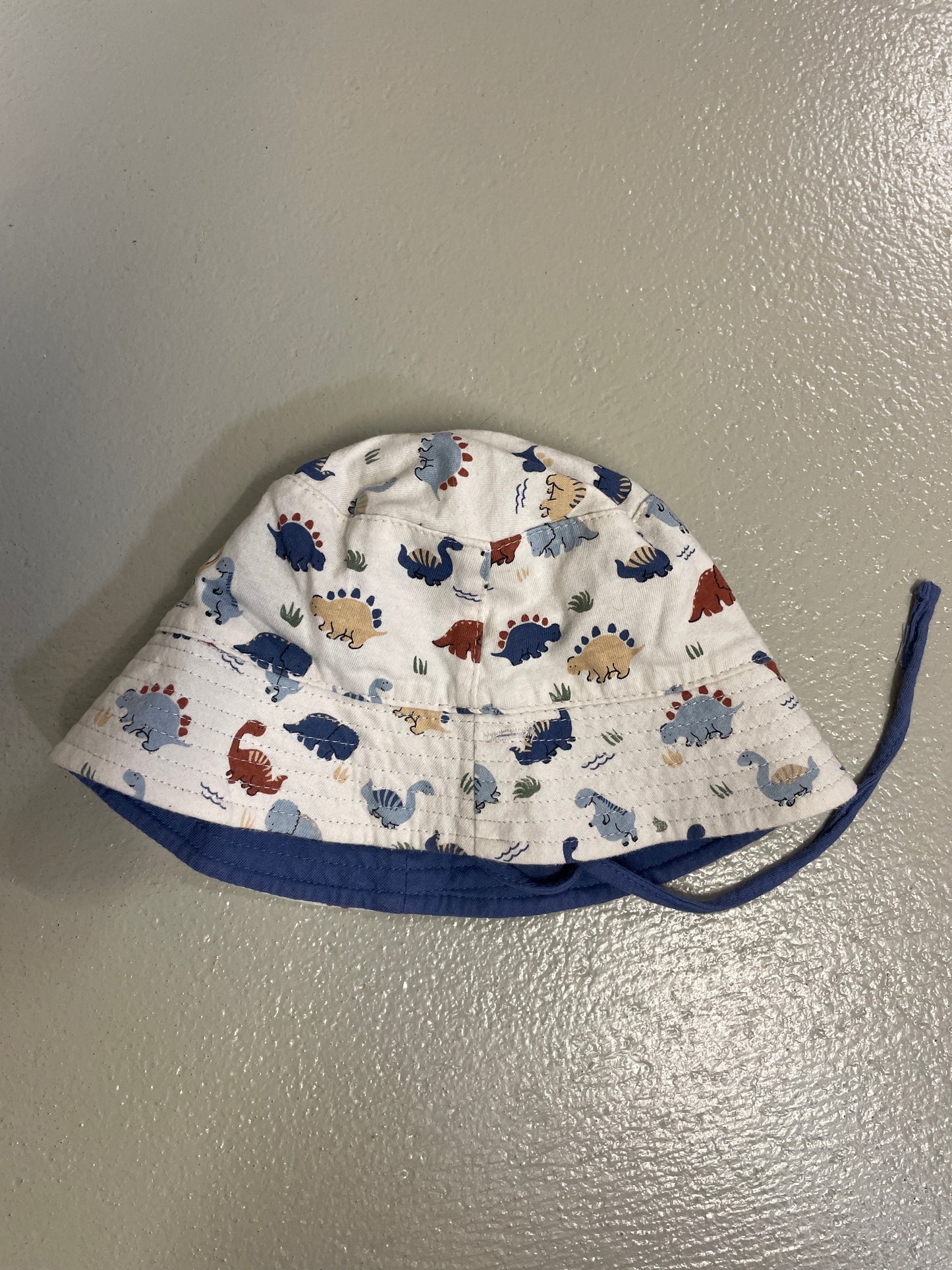 Sonnenhut Dinosaurier - Gr. 74/80