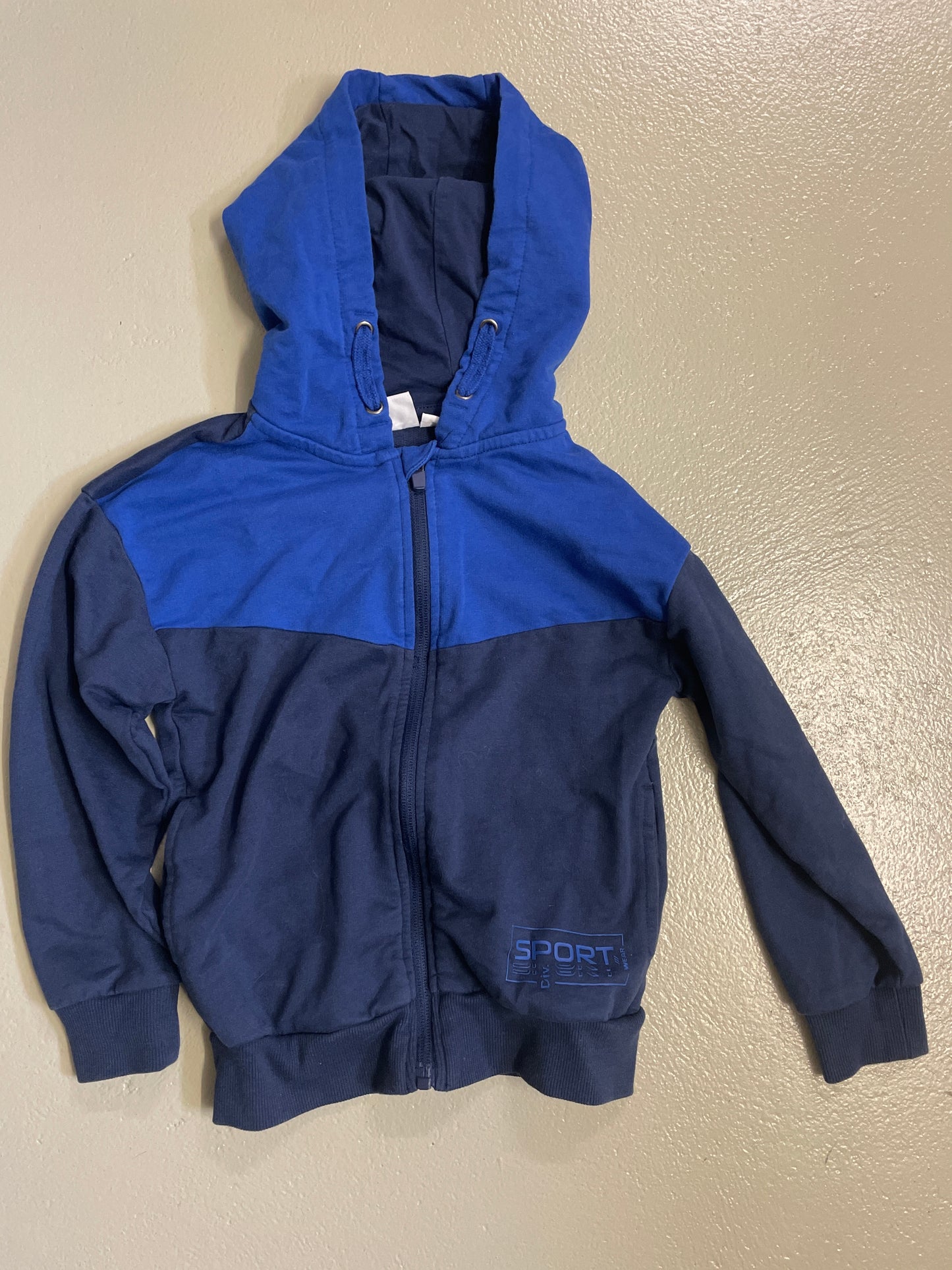 Kapuzenpullover - Gr. 122