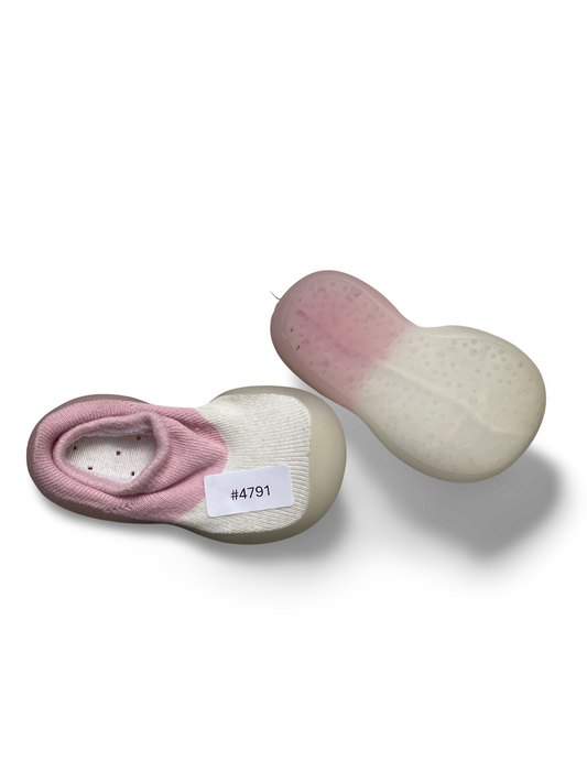 Rutschfeste Krabbelschuhe - Gr. 18