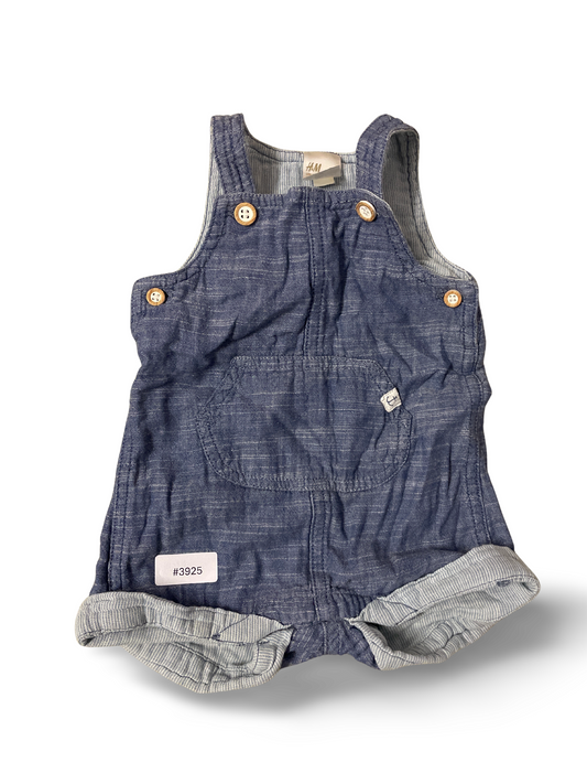 Blauer Chambray Strampler mit Fronttasche - Gr. 56