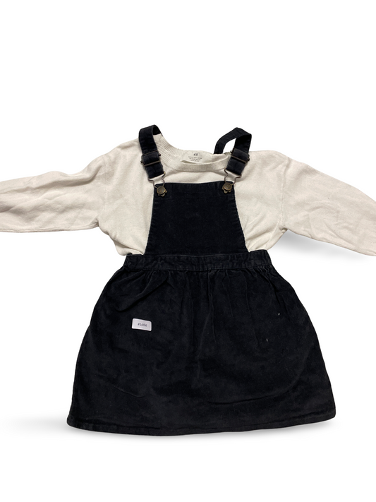 Latzkleid mit weissem Langarmshirt - Gr. 110