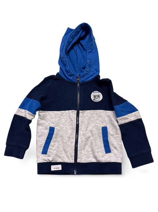 Kapuzenjacke mit Reissverschluss und Taschen - Gr. 104