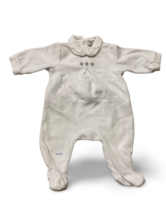 Weisser Strampler mit Fusschen und Sternchen - Gr. 56