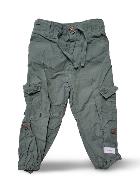 Grüne Cargohose mit Kordelzug und Cargo-Taschen - Gr. 92
