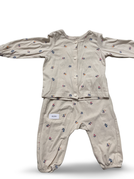 Pyjama Set mit fusschen - Gr. 62
