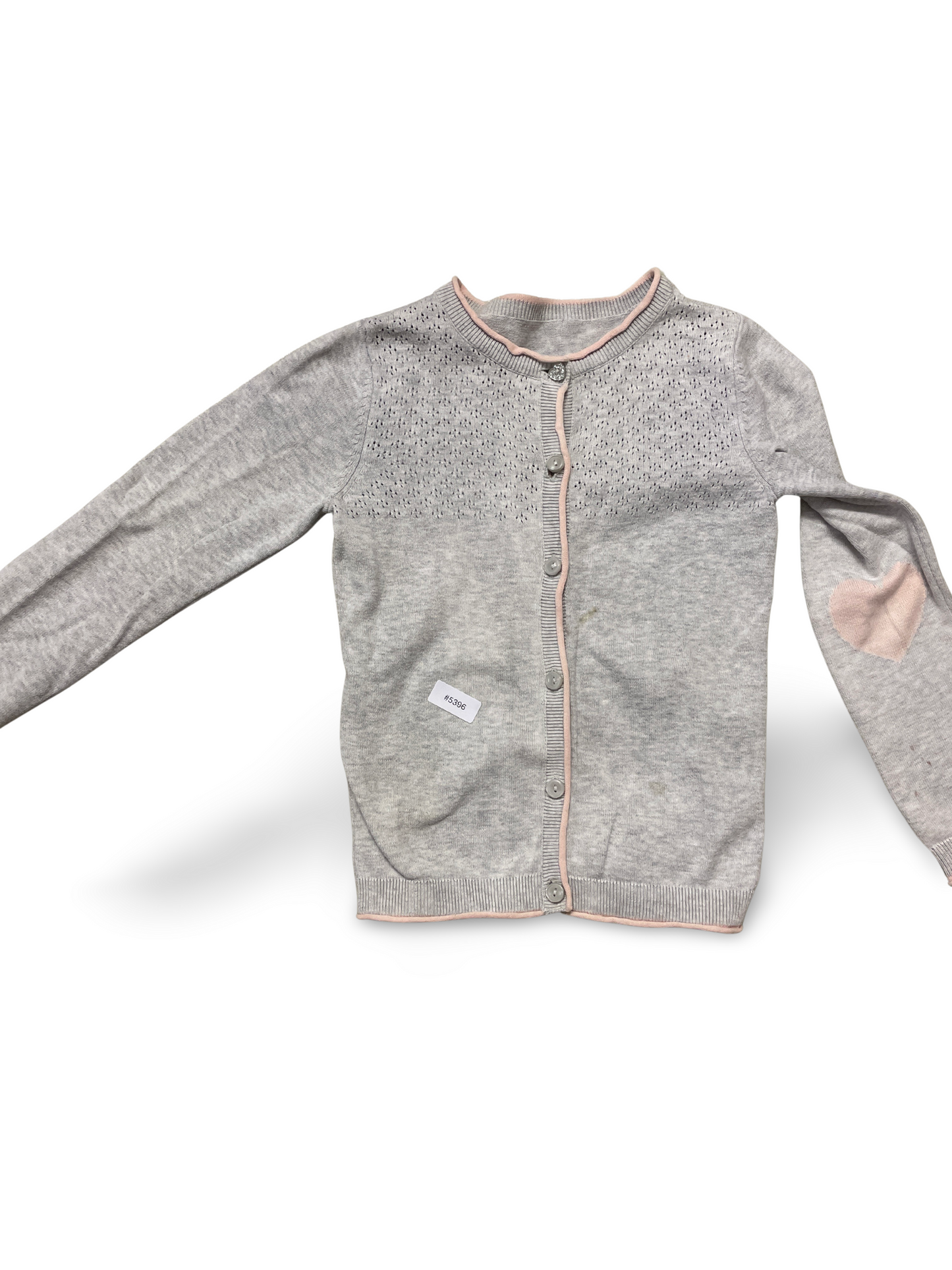 Strickjacke grau mit rosa Saum und Herzpatch am Ellenbogen - Gr. 128