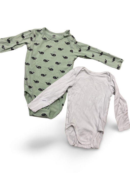 2er Bundle Langarmbodys mit Walprint und Uni Weiss - Gr. 92