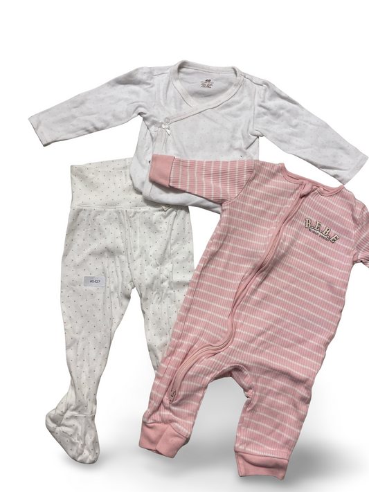 Drei Teile Wickelshirt, Strumpfhose und Strampler - Gr. 74