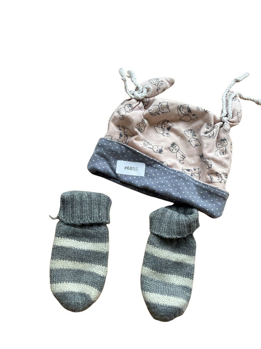 Beanie and gloves set