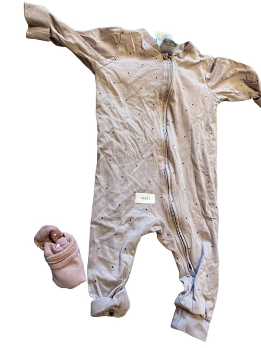 Strampler mit Pünktchen & 2 Pax Socken - Gr. 68