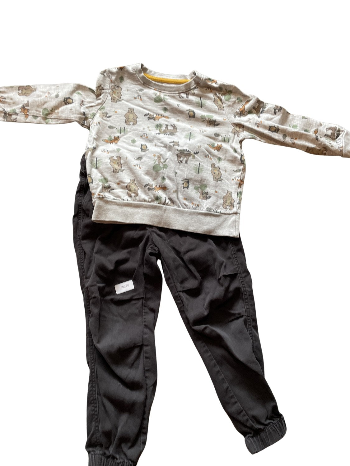 Pullover und Jogginghose - Gr. 110