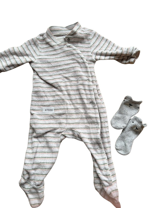Strampler mit Socken - Gr. 50