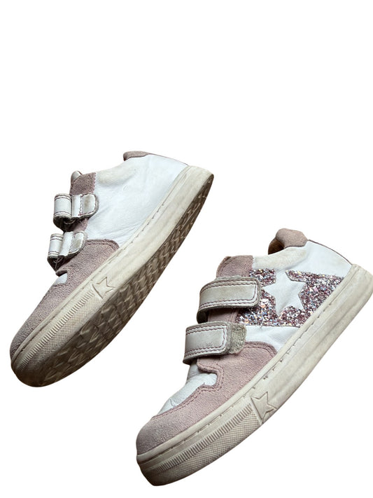 Turnschuhe mit Klettverschluss - Gr. 29