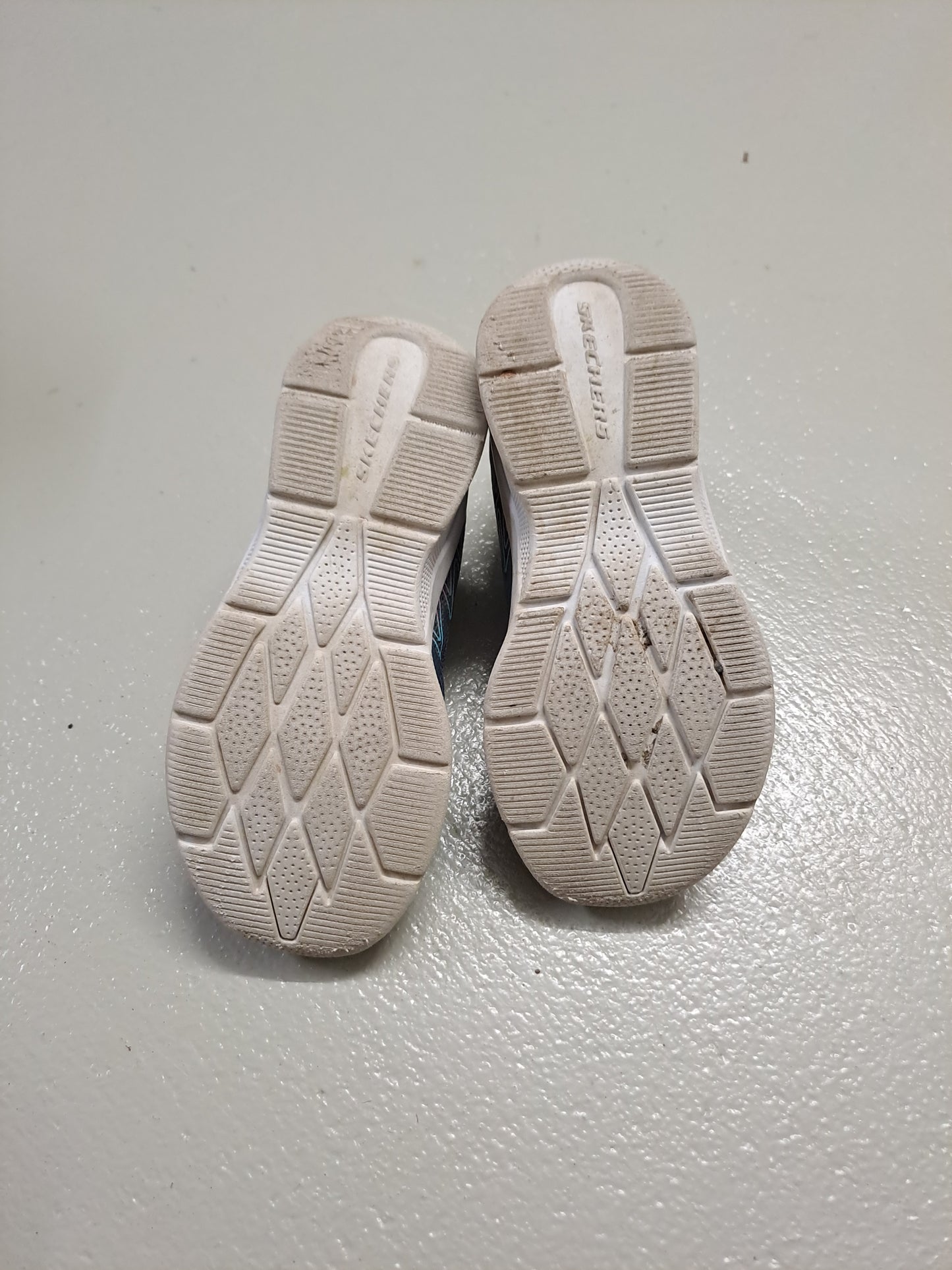 Turnschuhe Skechers - Gr. 28